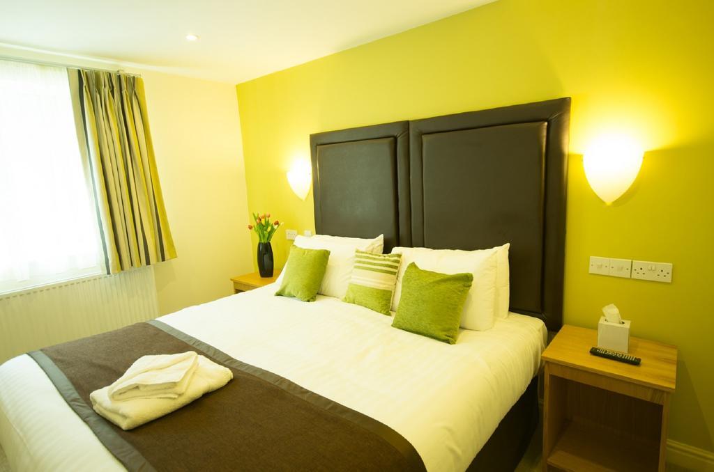 Limes Hotel Wakefield